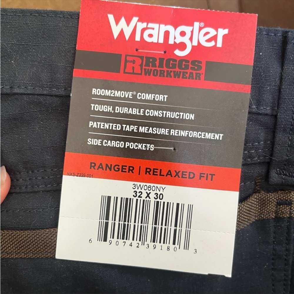 5 pairs of Wrangler pants